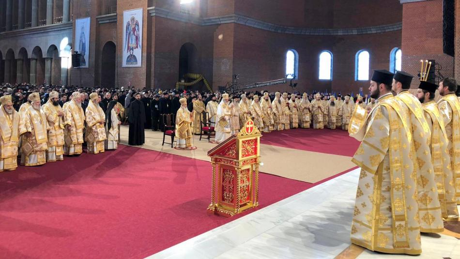 01_sfanta-liturghie-de-sfantul-apostol-andrei-la-catedrala-nationala-1
