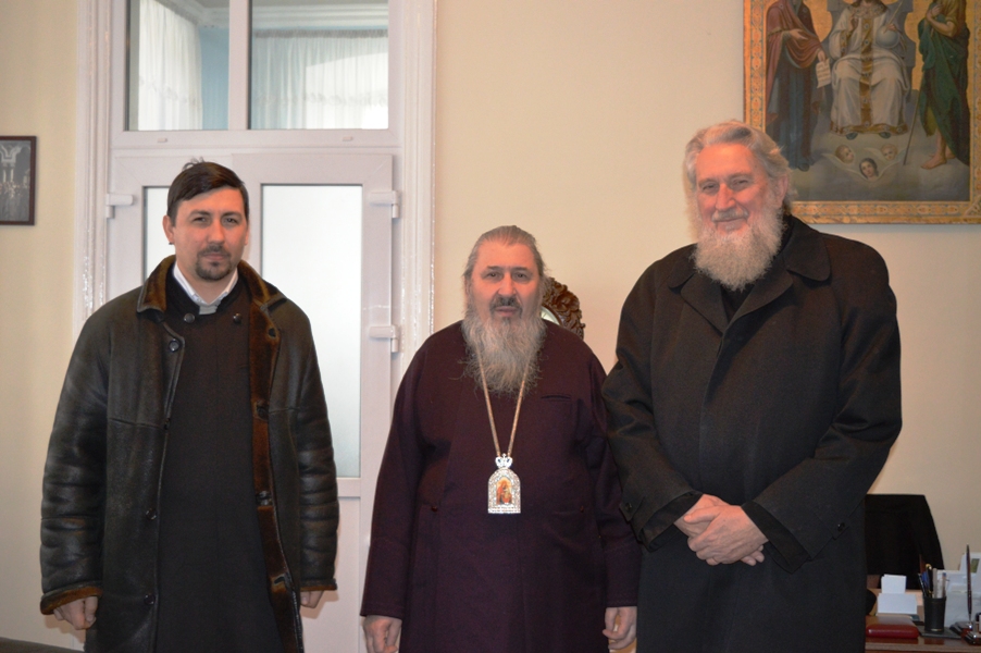 ips-mitropolit-si-exarh-petru-impreuna-cu-pr-profesor-vasile-mihoc-21-decembrie-2016