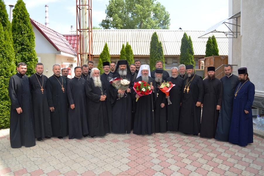 ps-antonie-de-balti-intronizat-ca-episcop-de-balti-de-catre-ips-mitropolit-si-exarh-patru-8-iunie-2018-0-0