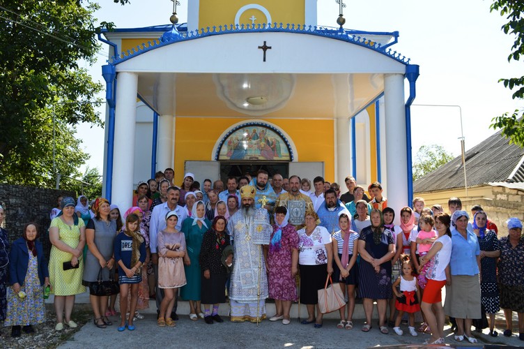 ps-antonie-de-orhei-la-parohia-adormirea-maicii-domnului-din-bubuieci-28-august-2016-15