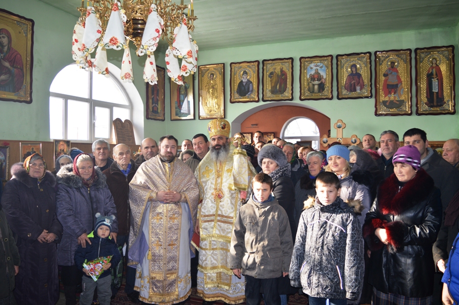 ps-antonie-de-orhei-la-parohia-sfantul-ierarh-nicolae-din-peresecina-orhei-19-ianuarie-2017-5
