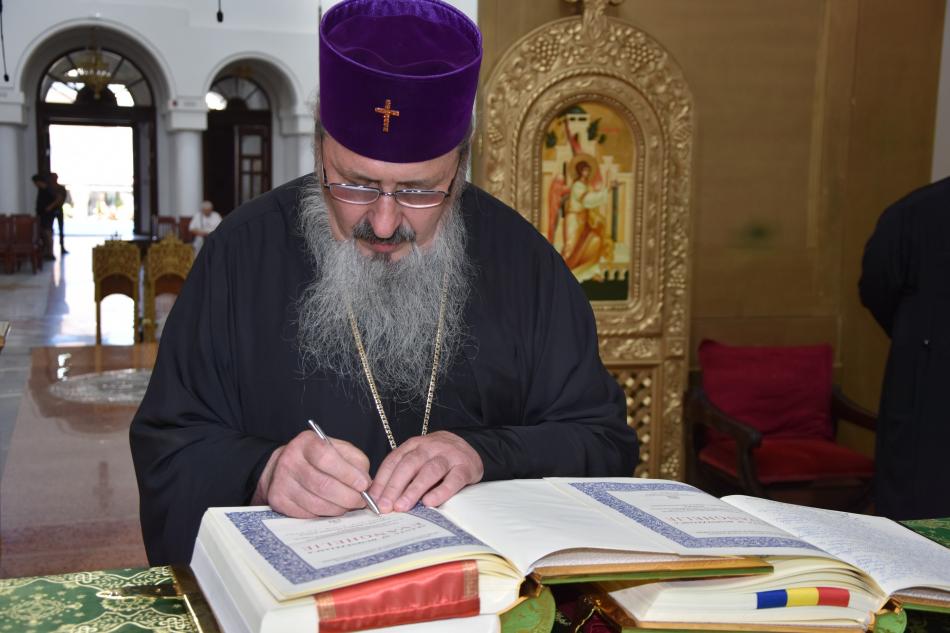 vizita-ips-petru-episcopia-caransebesului-7